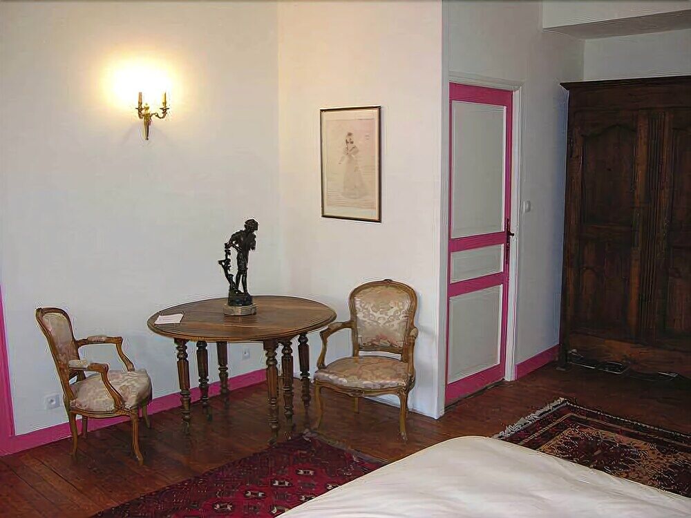 Le Vieux Chateau Airvault Εξωτερικό φωτογραφία